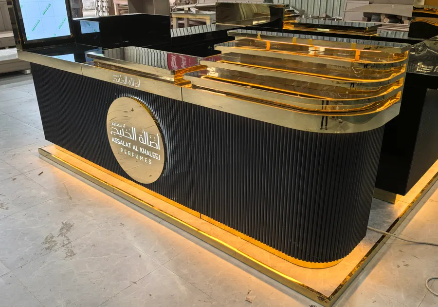 Premium custom perfume kiosk